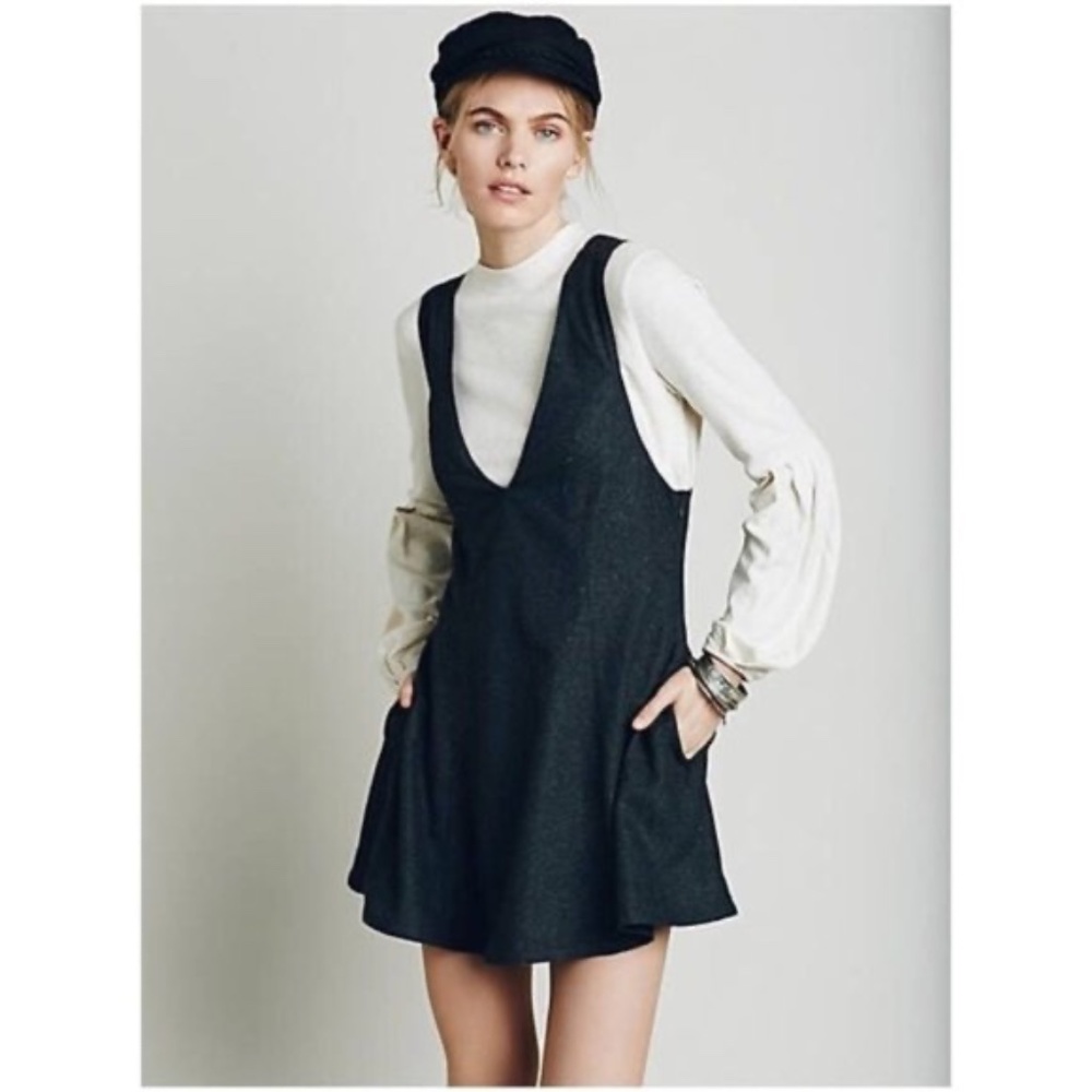 FREE PEOPLE Grey Wool Pinafore Mini Dress Size 4